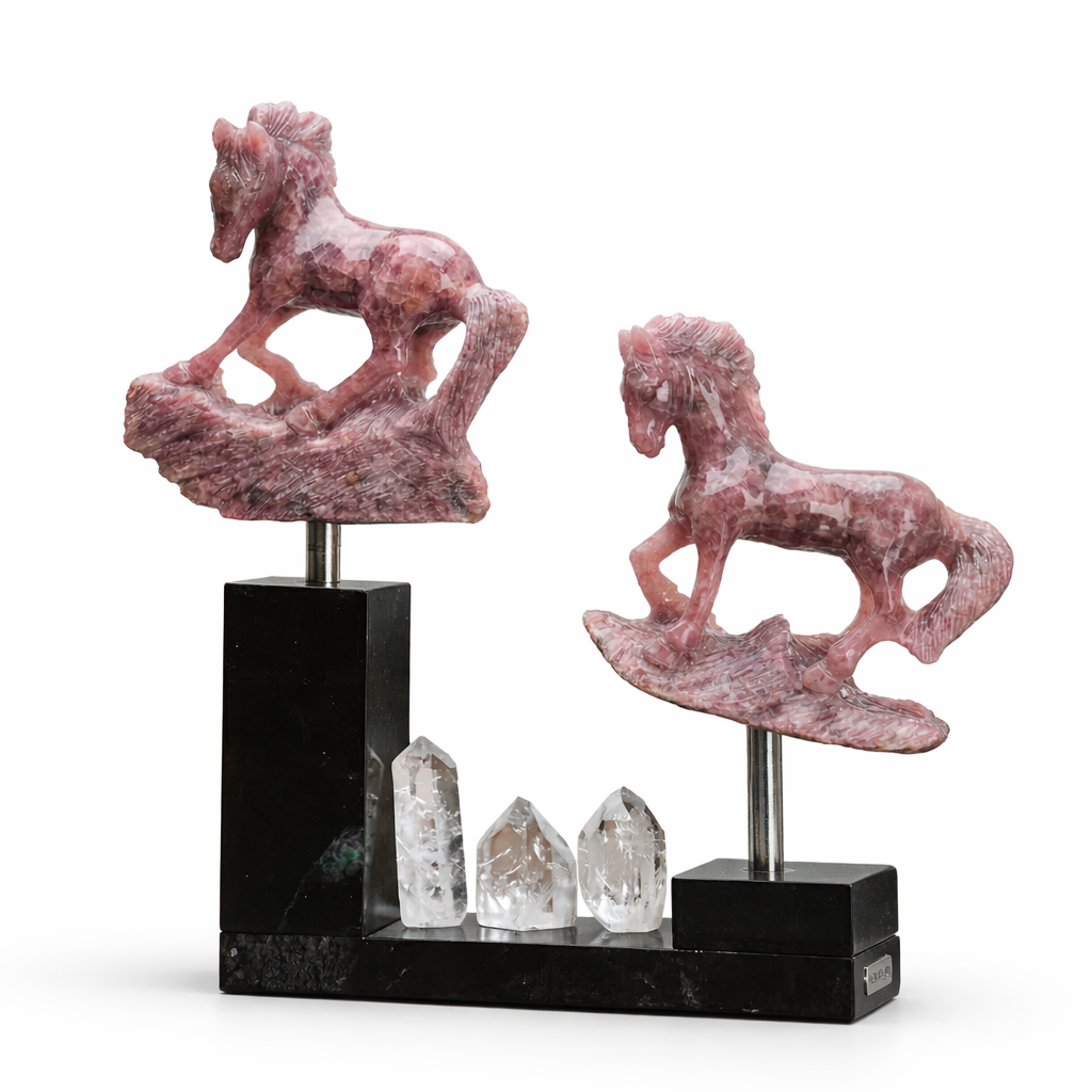Escultura Cavalos em Rodocrosita com Cristais